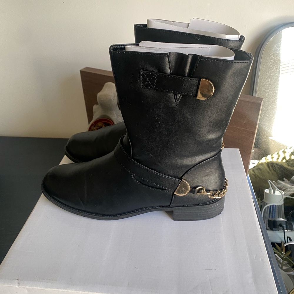 Black Kenneth Cole Boots
